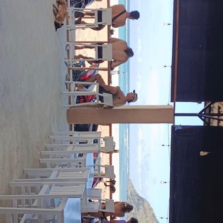 Elisa Homestay Areguling Kuta  Екстериор снимка