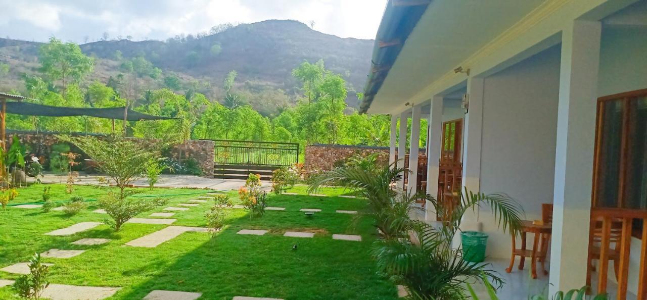 Elisa Homestay Areguling Kuta  Екстериор снимка