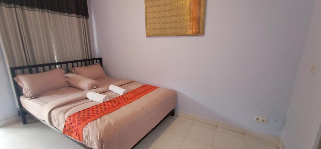 Elisa Homestay Areguling Kuta  Екстериор снимка